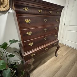 Antique Style Dresser 