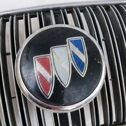 BUICK CAR GRILL