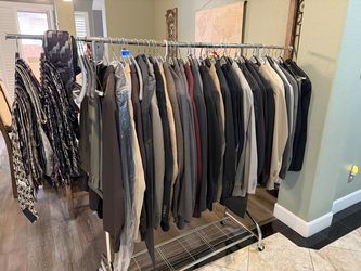 Complete Men’s Wardrobe – 40+ Suits & Sport Coats, Ties & Tuxedo