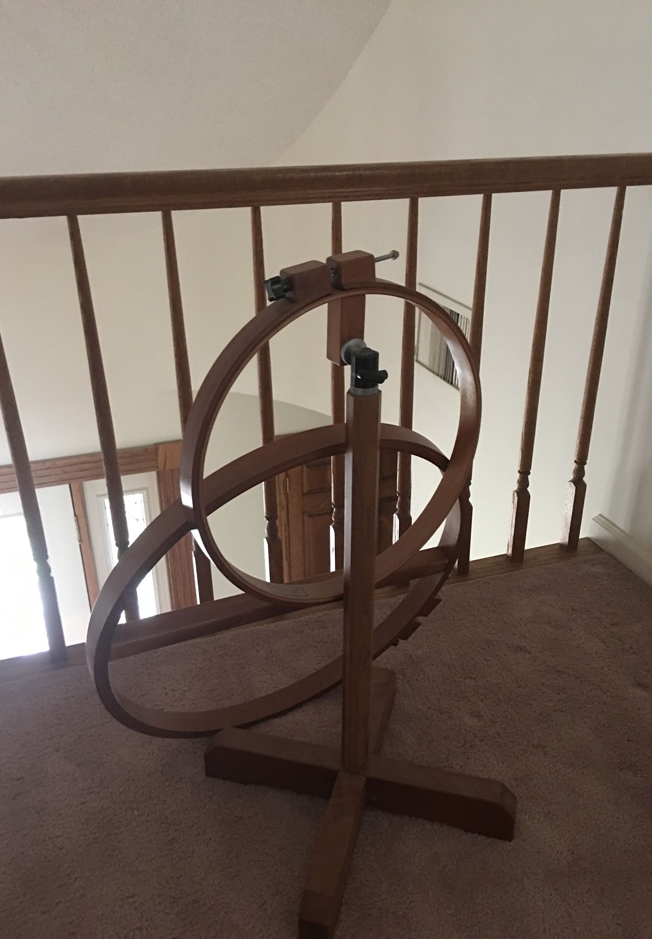 Norwood Cherrywood Quilting Hoops with stand