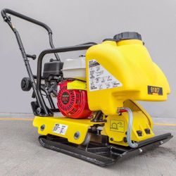 PLATE COMPACTOR ‘honda” GAS 6.5HP W/5 GAL WATER TANK