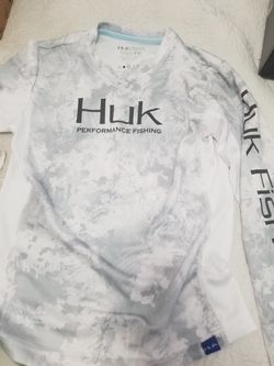 Huk dry fit fishing/preformnce shirt