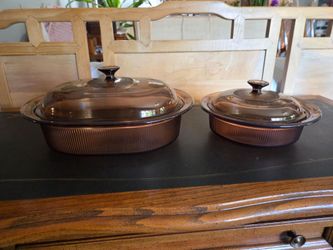 Corning Ware Visions Amber glass 4 Qt oval and 1.5 Qt round ribbed casserole dishes w lids