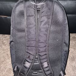 nike black large backpack