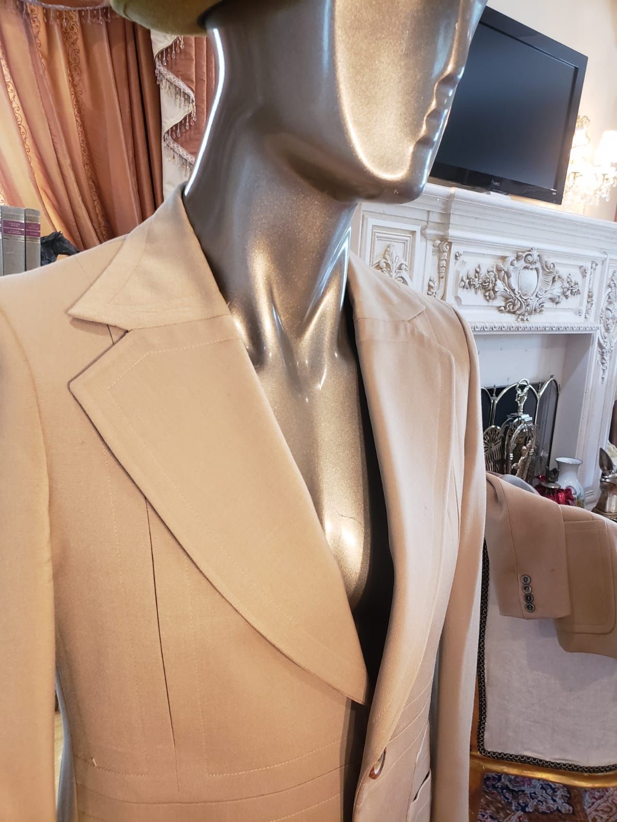 Vintage Tan Blazer Dapper Fashion Suit with Wide Lapel