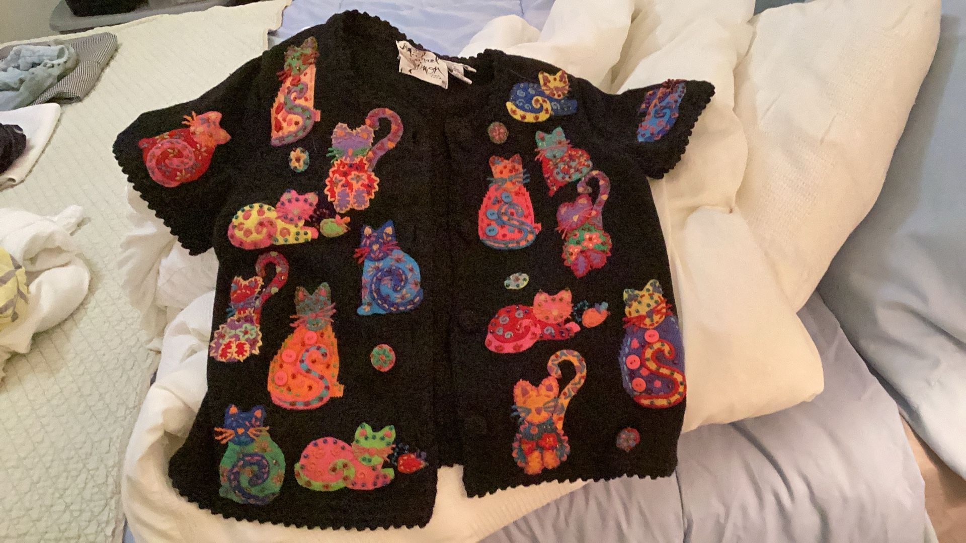 Cat lover sweater…  Hand Stitched 