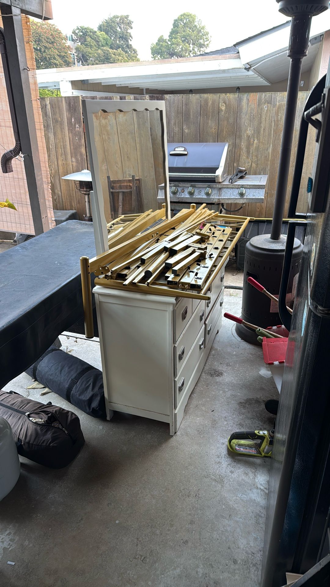 Solid Wood Dresser With mirror