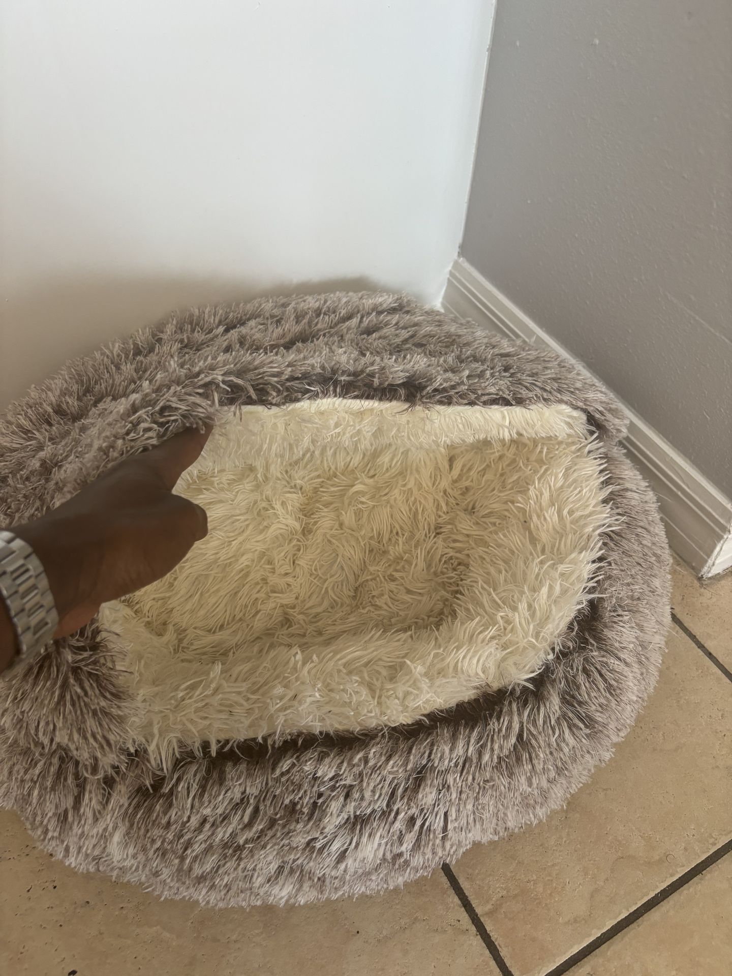 🐾 Freshly Cleaned Plush Pet Bed – Cozy Donut Style Dog/Cat Bed 🐾