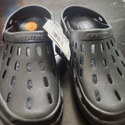 Boys Skechers Foamies New With Tags Size 3 Black