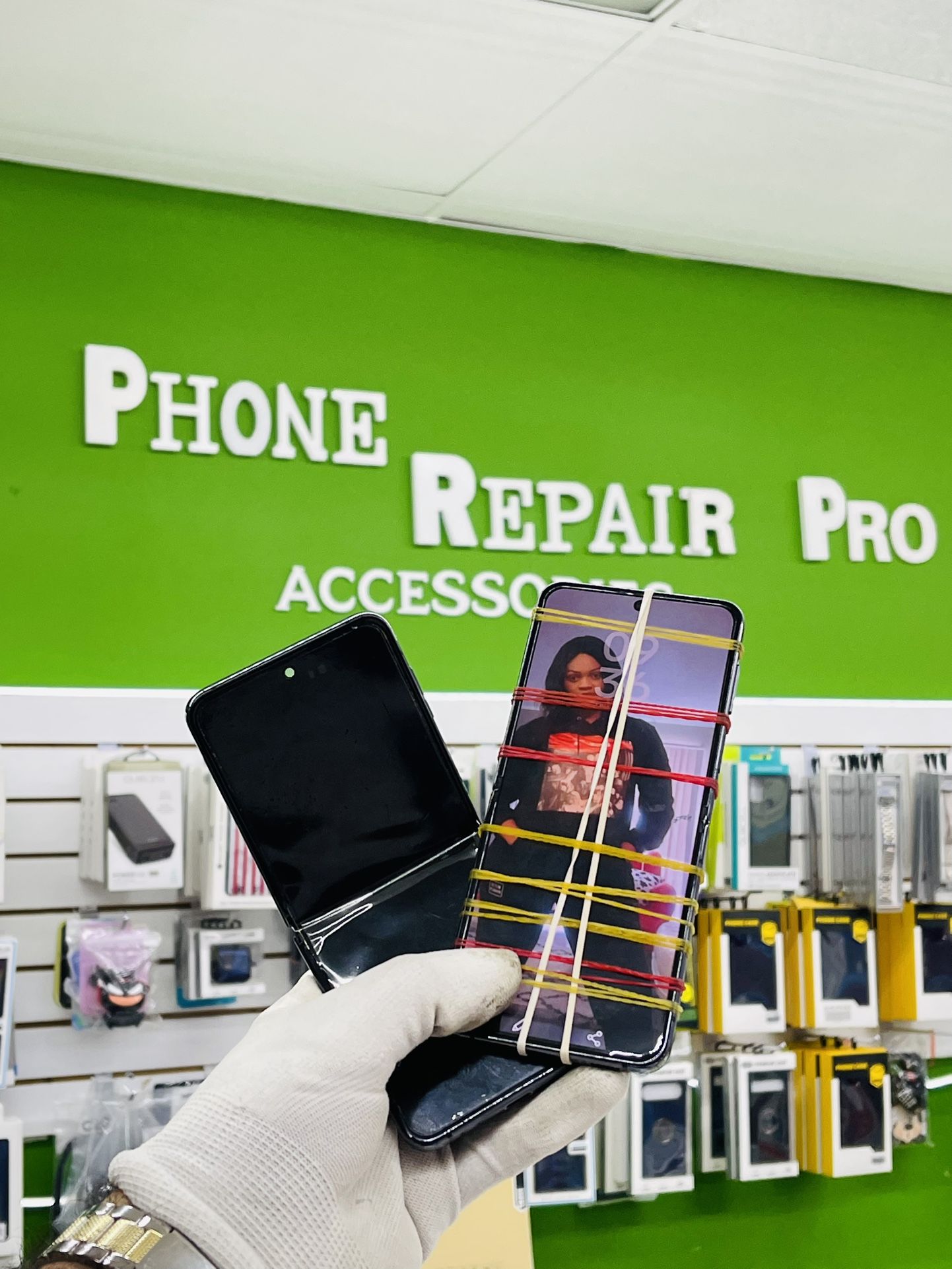 Galaxy Z Flip 4 LCD Replacement 