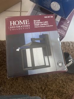 Wall lantern