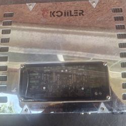 AMPLIFICADOR 600 WATTS 2 CHANELS GOOD CONDICIÓN ABLO ESPAÑOL 