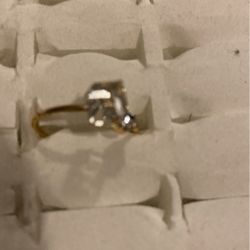 Fun clear Cube Ring Size 7.5 Costume Ring