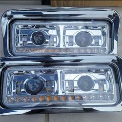 01-11 Freightliner 86-08 Peterbilt 81-9
Western Star LED Projector Headlights
Luces Calaveras Micas Faros Focos Faroles Headlamps 