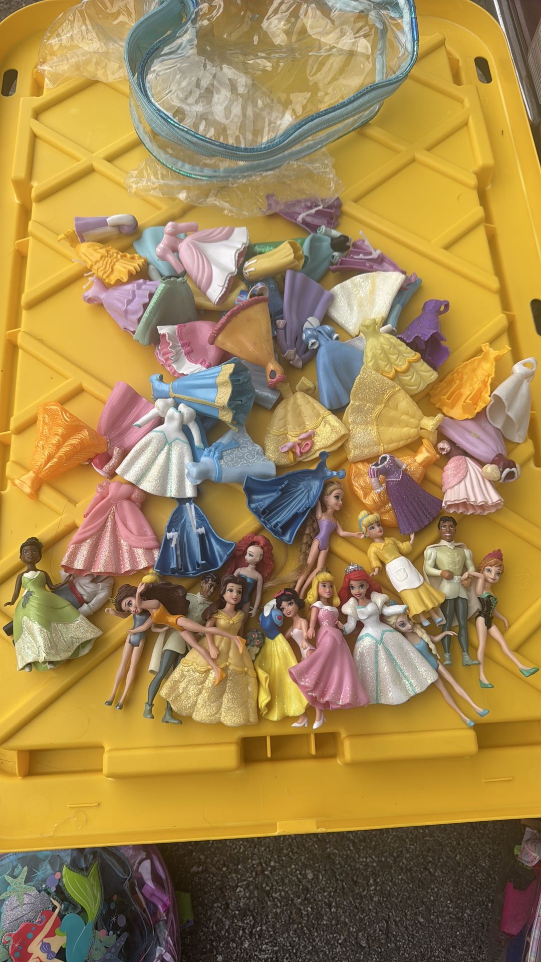 Disney Princess Magiclip and Polly Pocket Lot