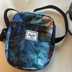 Cute hershel Small Bag (like New)