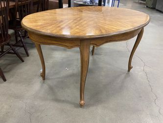 Provincial Style Wooden Dining Table with Decorative Carved Legs