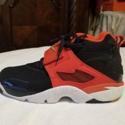 Nike Diamond turf Size 11 - 9.5