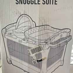 GRACO - Pack ‘N Play Playard - Snuggle Suite (Used - $30)