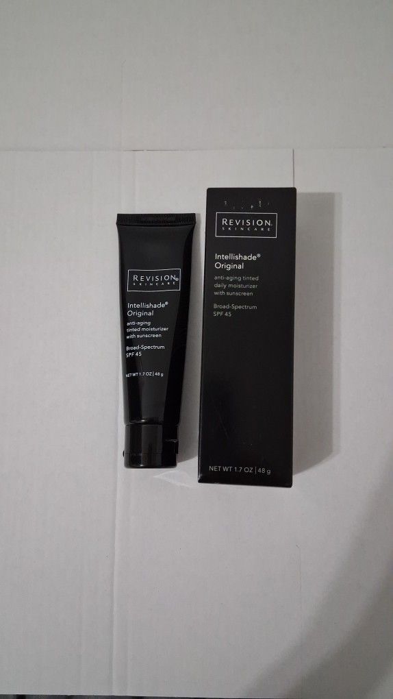 Revision Skincare Intellishade Original Tinted Moisturizer SPF 45 – 48g