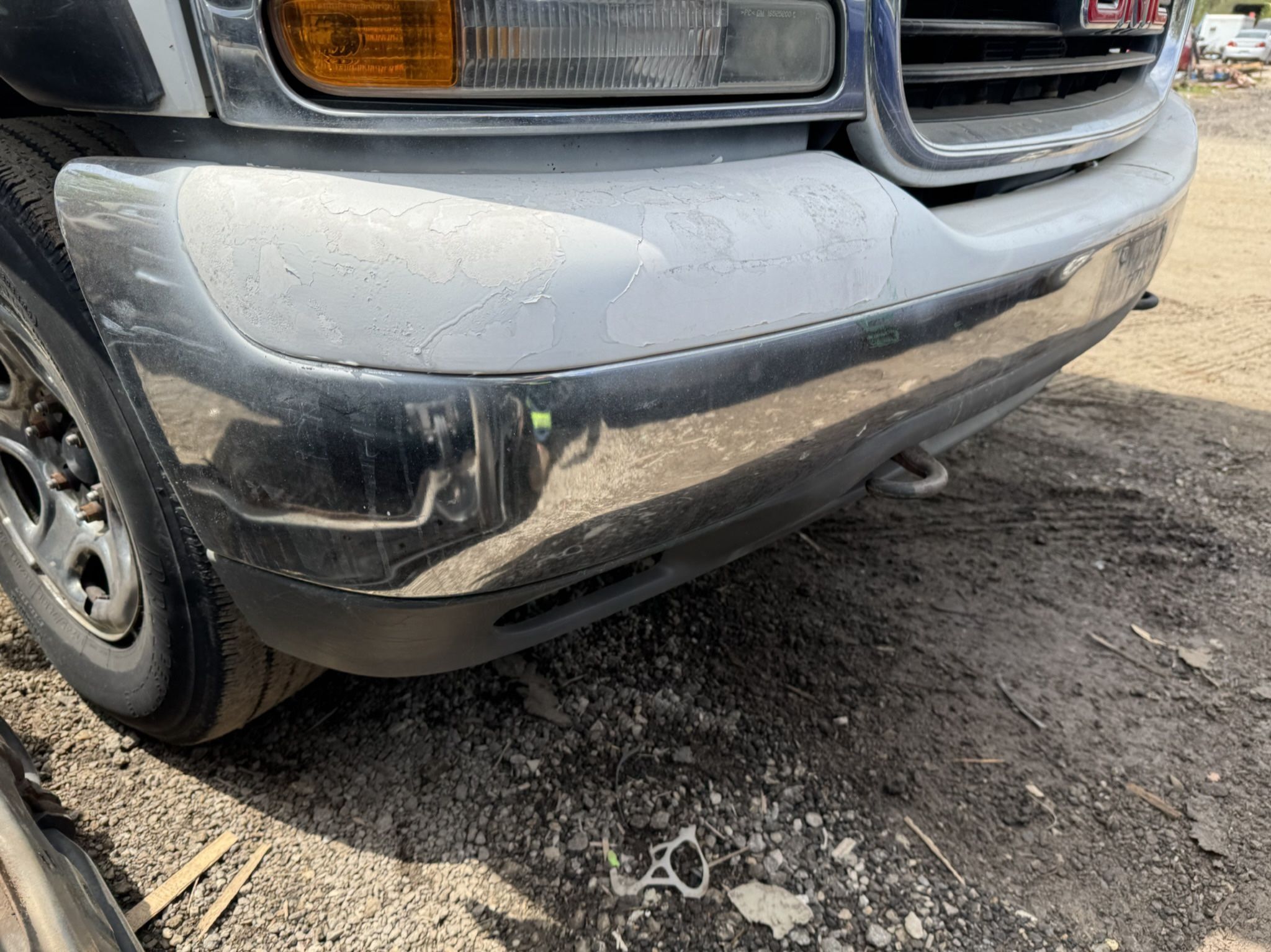 Front Bumper 2000 GMC Sierra