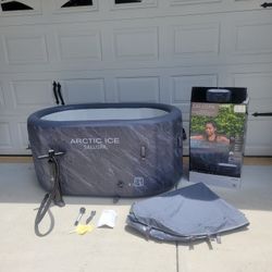 Saluspa Arctic Ice Cold Plunge Bath - Like New