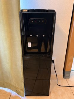 Water dispenser machine