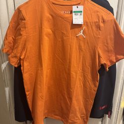 New Jordan Embroidered T-Shirt Size XL