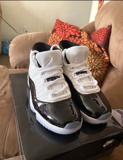 Jordan 11s white and black