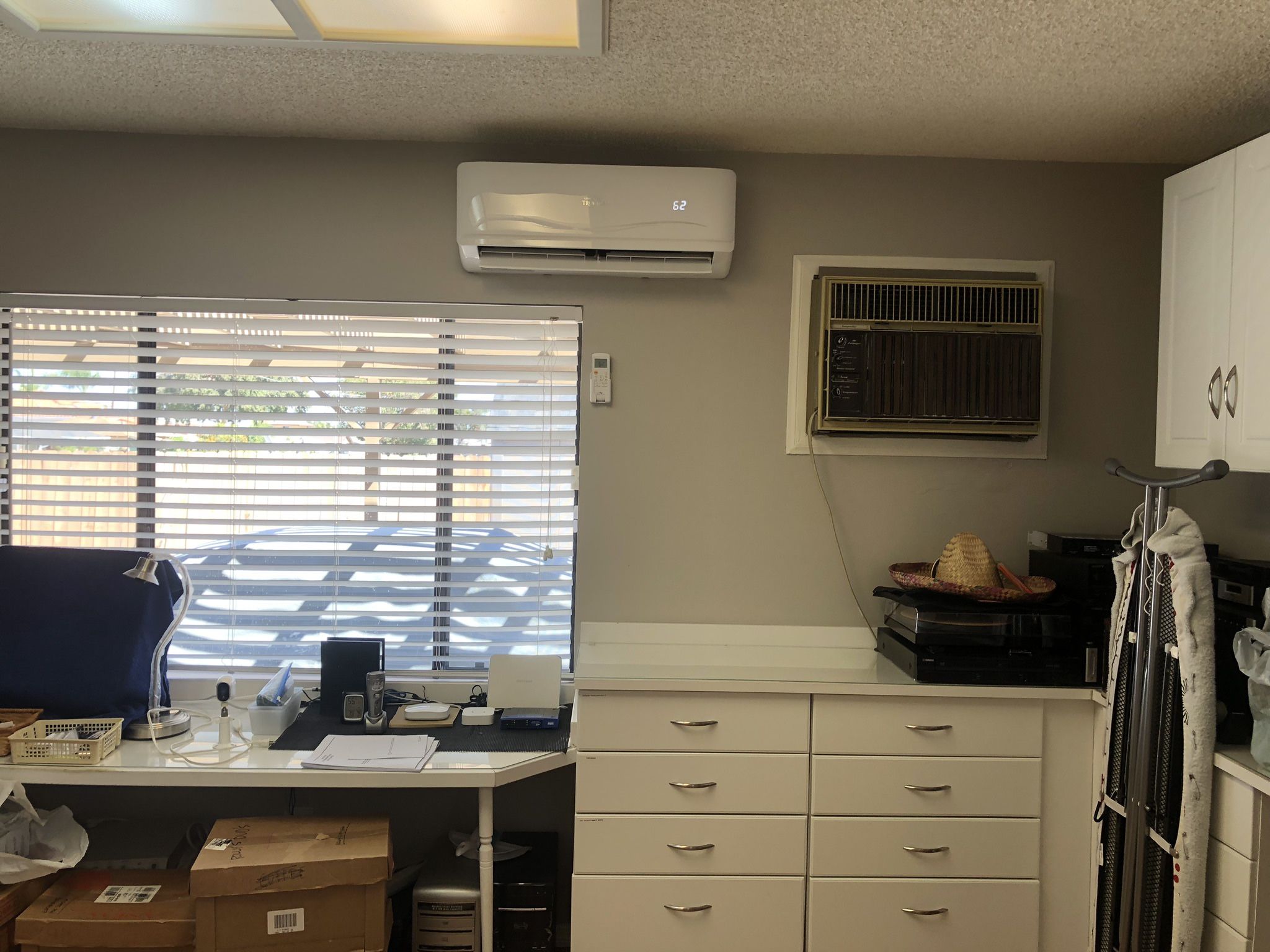 18000 Btu Mini Split Air Conditioner & Heater Seer :20 $999 display picture 1