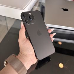 Apple iPhone 14 Pro Max 256GB! 100%Battery! Unlocked to any company! 90 day warranty!