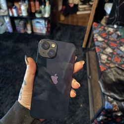 iPhone 14