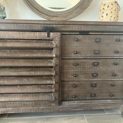 Queen Size Bedroom Set