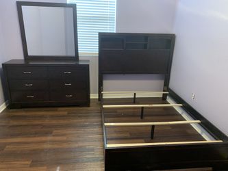 Full Size Bed, “ Dresser And Mirror Set (Brown)