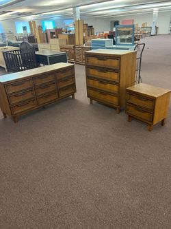 Mcm basset dresser set