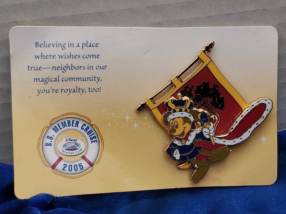 2005 Disney Pin Mickey Mouse Member Cruise Vacation Club Prince & The Pauper 
