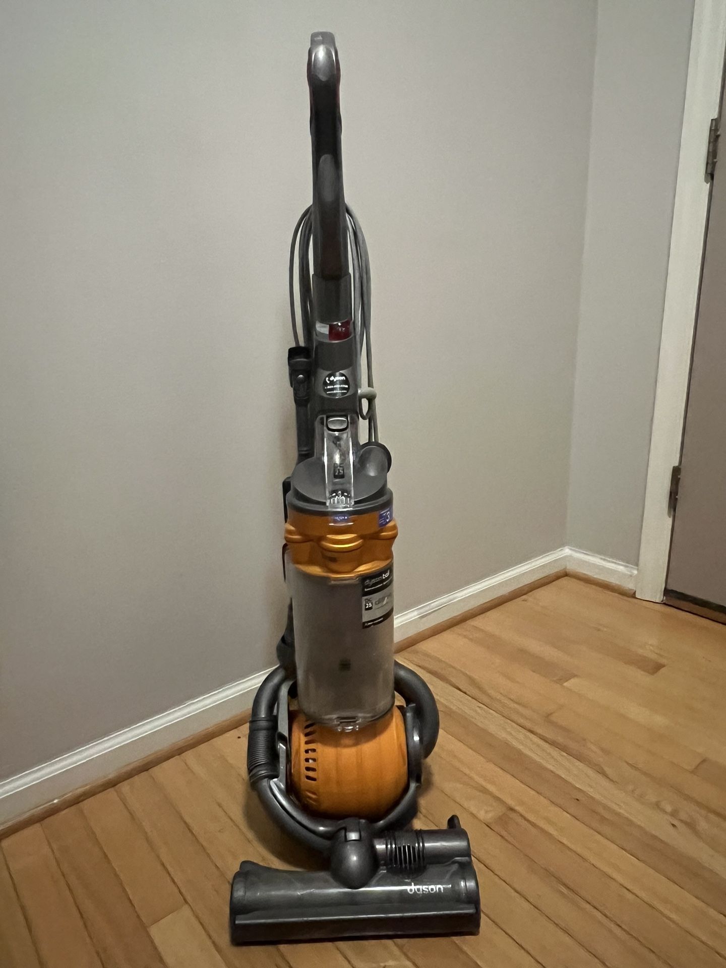 Dyson DC 25 Ball Upright Vacuum with attachments