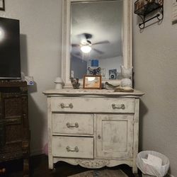 Adorable Antique Dresser And Mirror