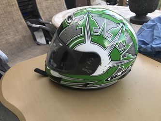 Motorcycle helmet
