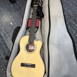 Kala U-Bass ukulele