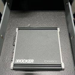 Kicker CXA800.1