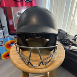 Victus batting helmet with cage
