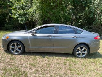2013 Ford Fusion SE