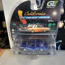 Greenlight 1/64 scale California Lowriders 1992 Ford Crown Victoria