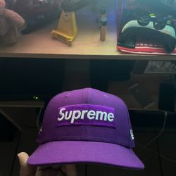 Supreme Hat