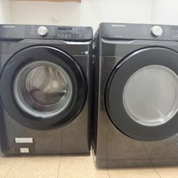 Samsung Washer & Dryer + GE Refrigerator (Excellent Condition – 2022 Purchase)