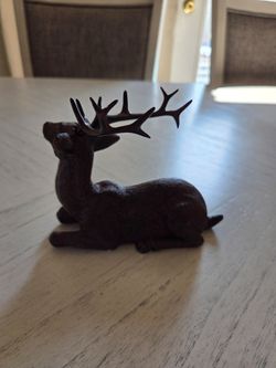 Miyolo Sitting Deer Figurine Laying Elk Reindeer Statue Resin Vintage Rust