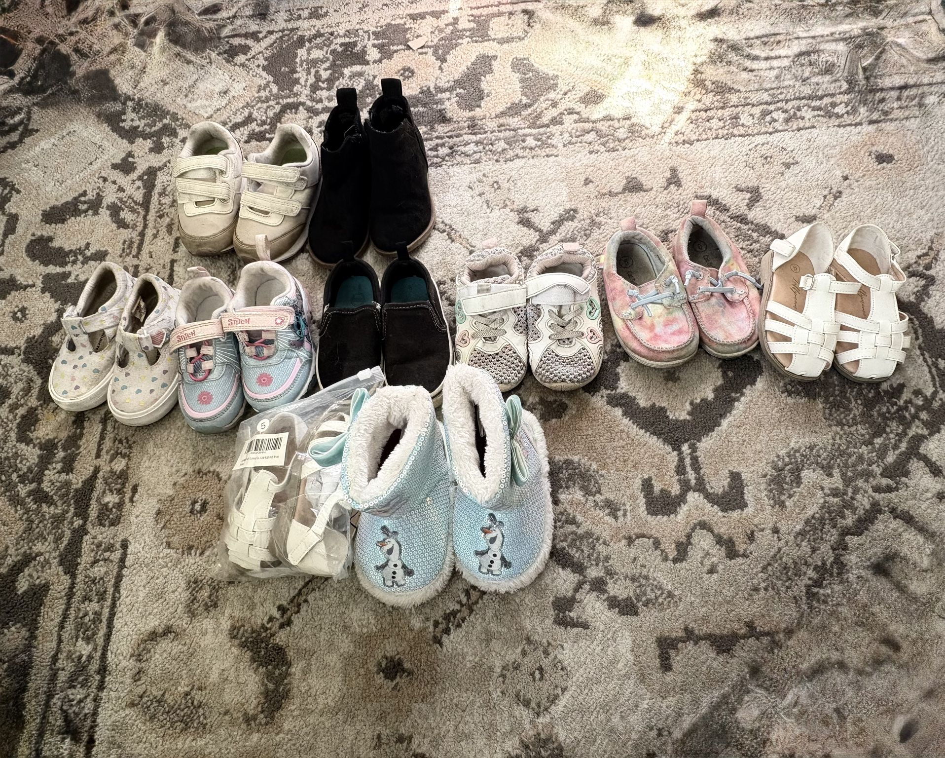 Size 5,6,7 Girl Shoes