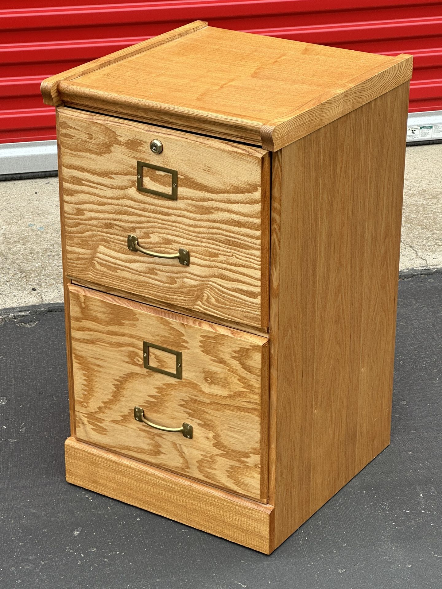 Filing Cabinet With Key