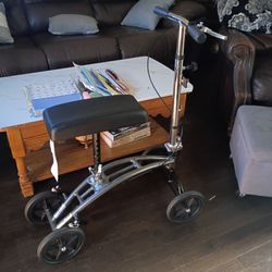 Protekt gazelle economy knee scooter